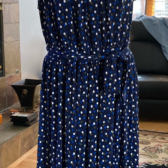 Leota Sleeveless Dress Size XL - Picture 2 of 15